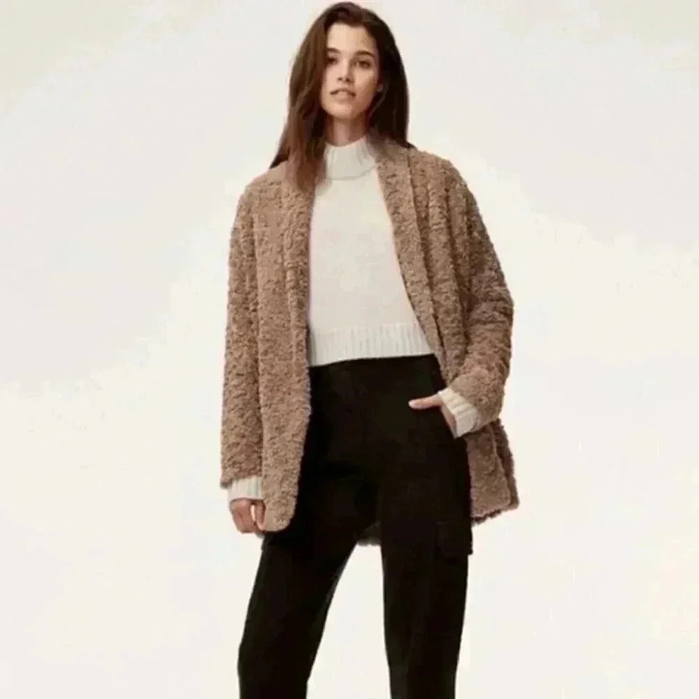 Aritzia Wilfred Free Grete Faux Fur Teddy Jacket Coat Brown Size Medium
